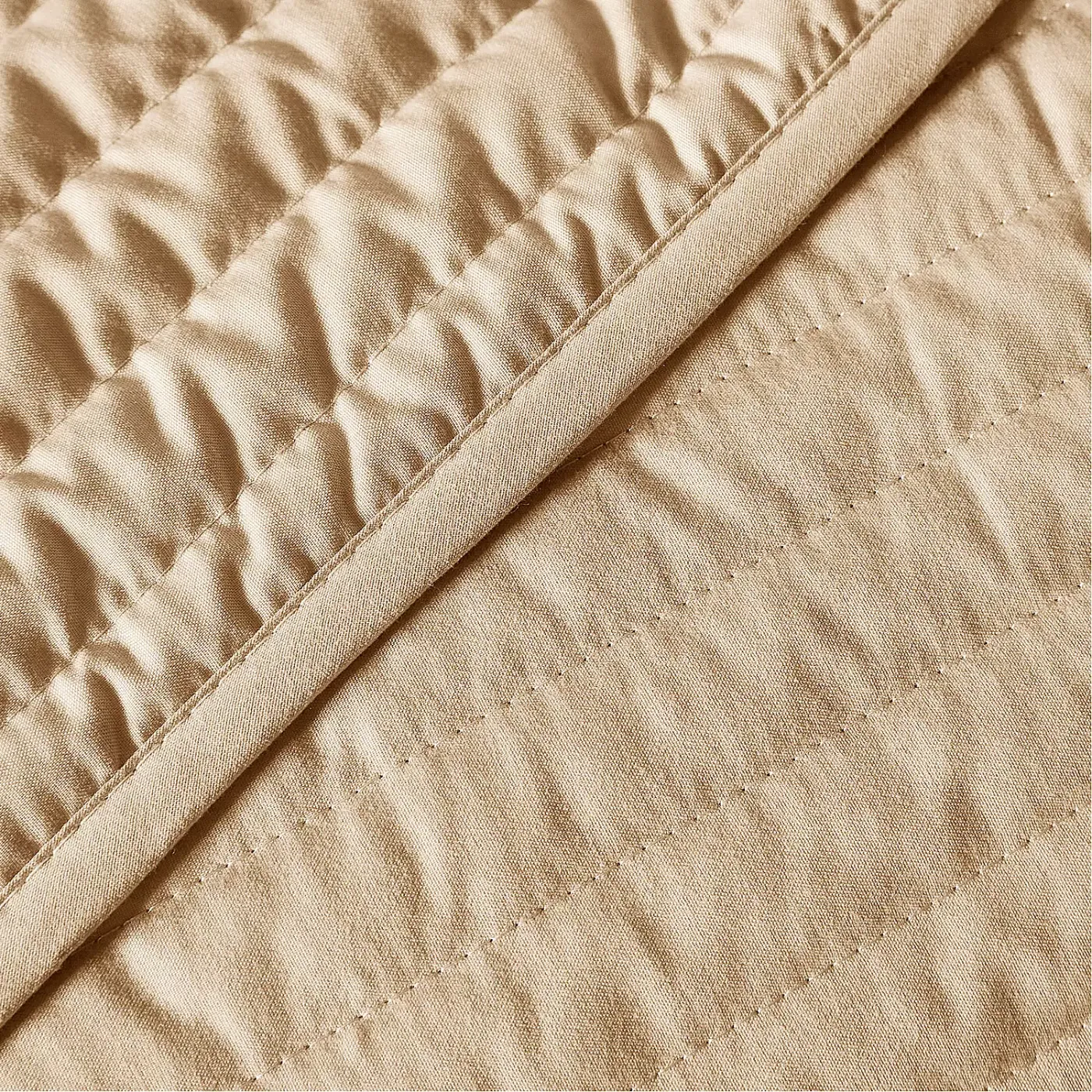 Bianca Quilted Lines Bedspread | Silver / Natural