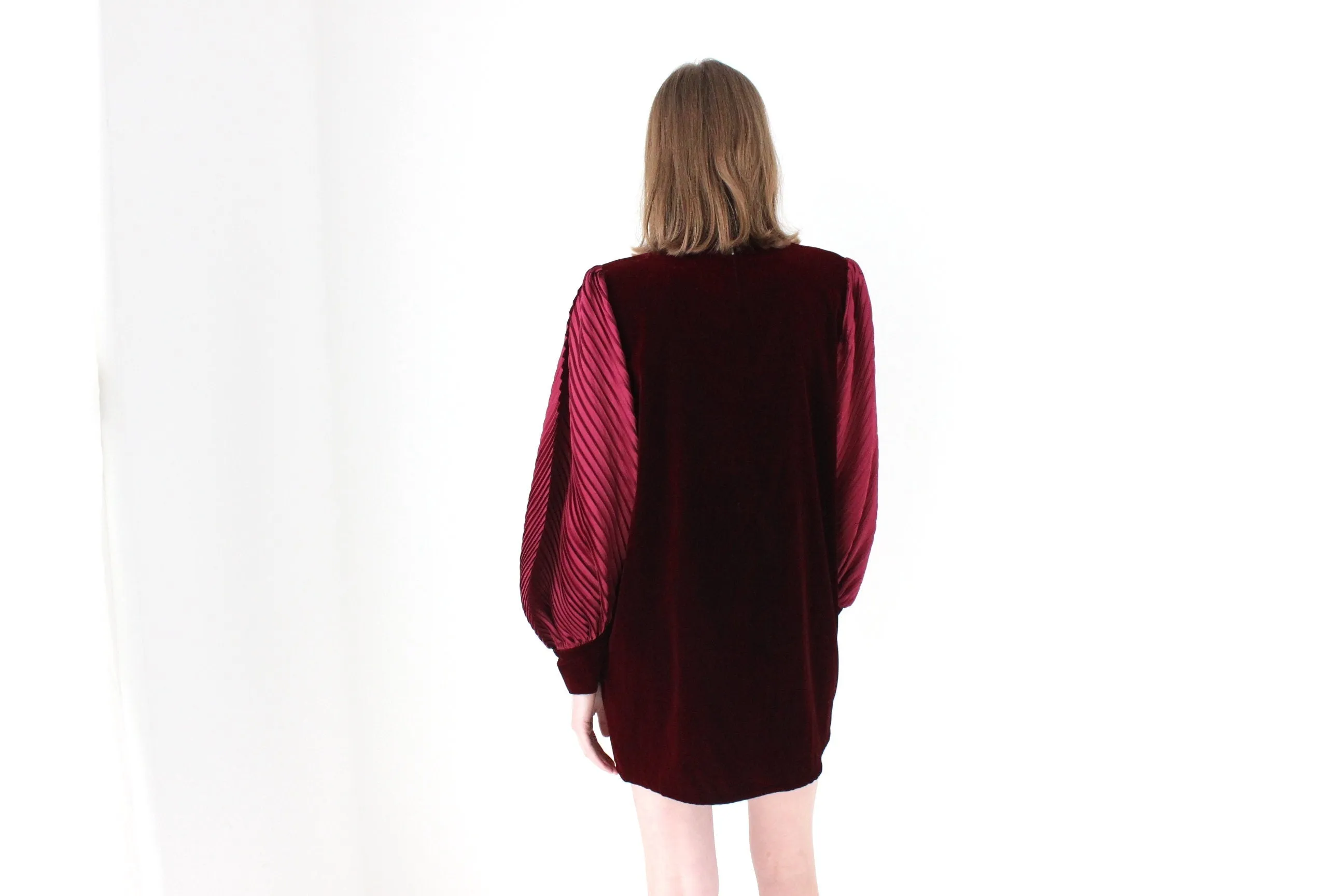 Divine 80s Velvet & Voluminous Pleated Sleeve Mini