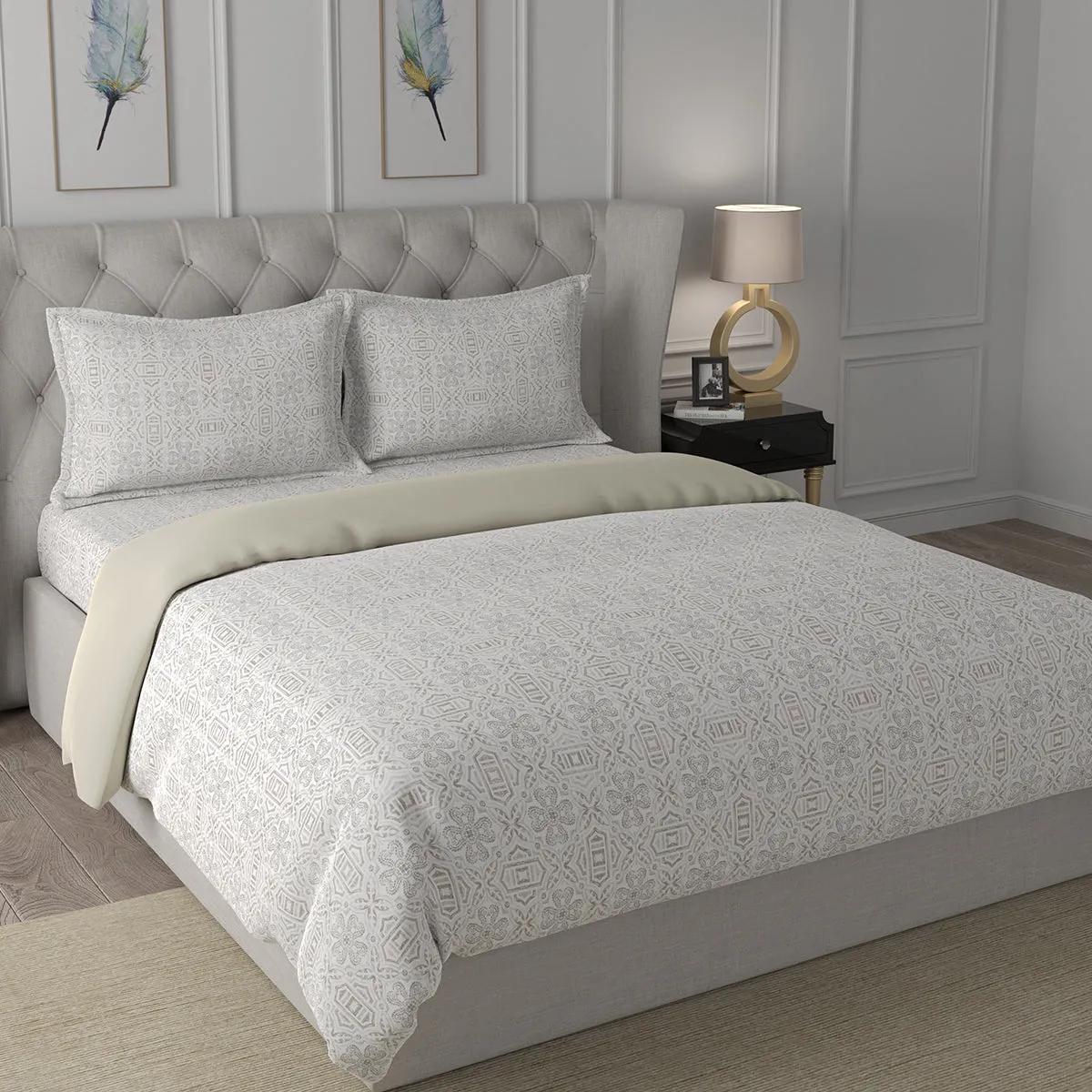 Hermosa Exotic Bouquet Kallie Neutral 4 Pc Quilt/Quilted Bed Cover Set