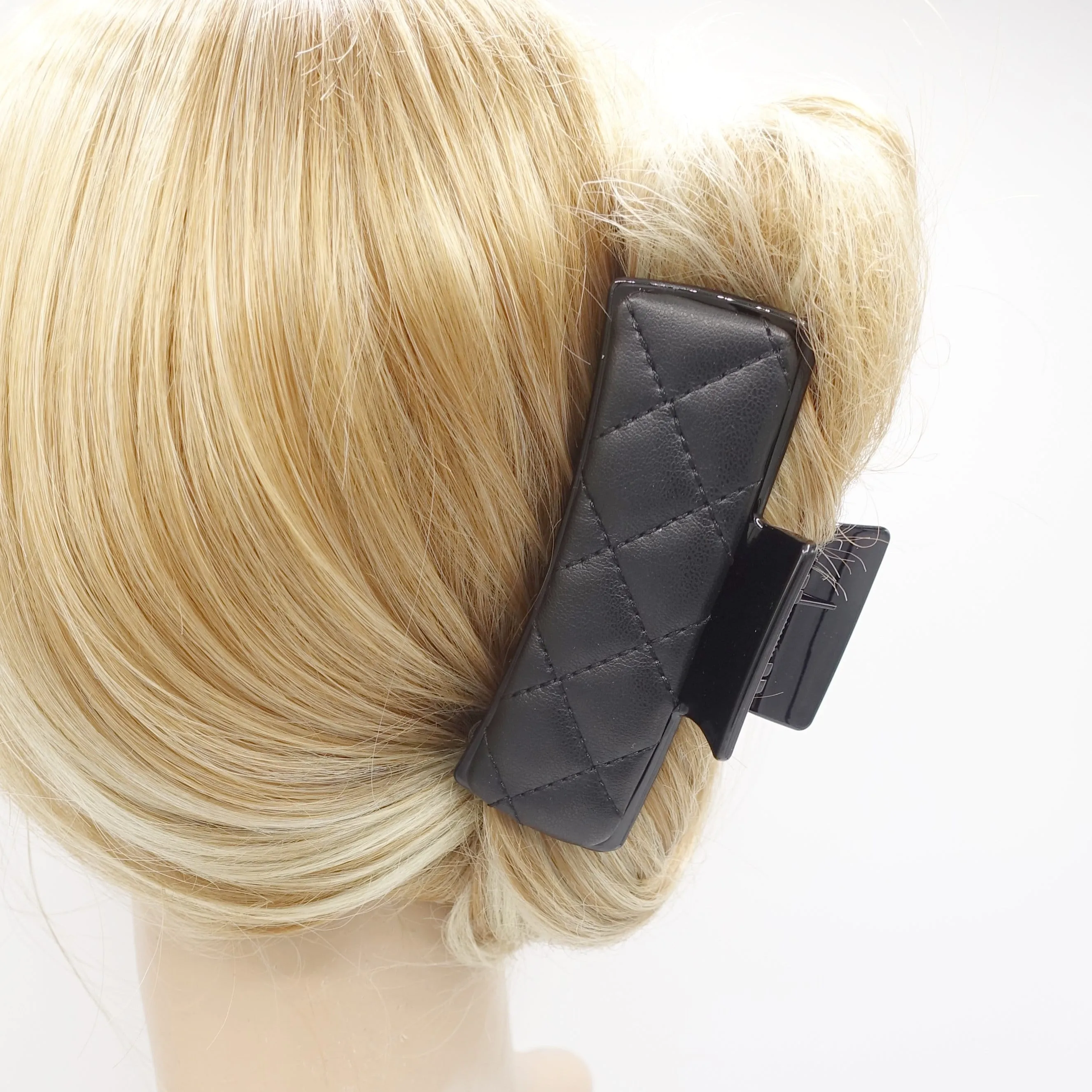 quilted hair claw, trendy hair claw, hair accessory shop for women